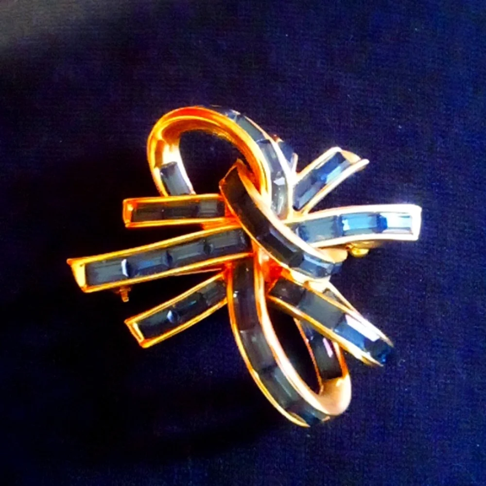 Signed Vintage Nolan Miller Sapphire Blue Baguette Brooch